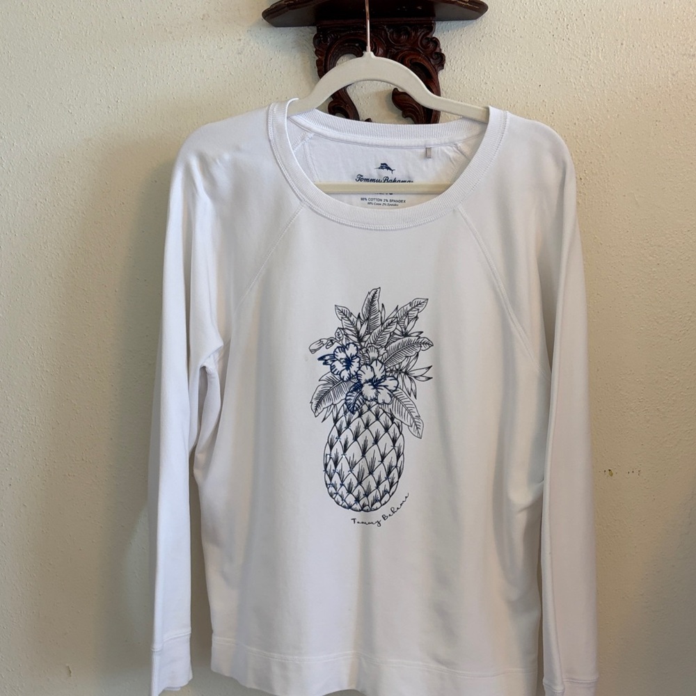 Tommy Bahama white decorated Sweatshirt